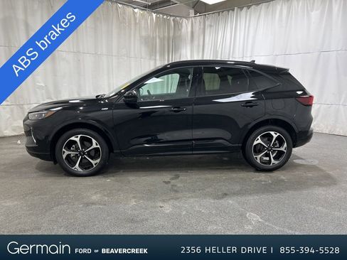Used 2023 Ford Escape ST-Line Elite image 6