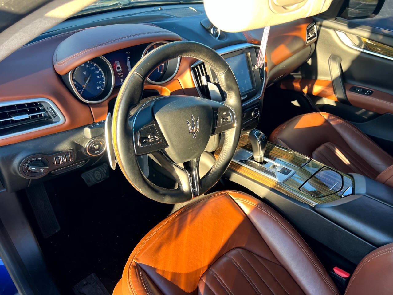 Used 2015 Maserati Ghibli S Q4 AWD/4WD image 22