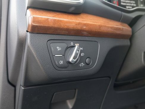 Certified 2023 Audi Q5 2.0T Premium Plus image 29