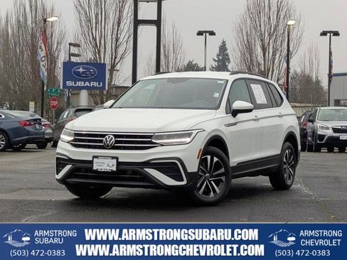 Used 2023 Volkswagen Tiguan S image 1