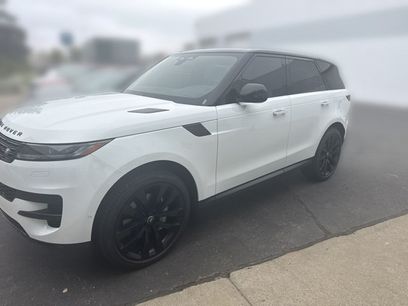 Used 2025 Land Rover Range Rover Sport SE