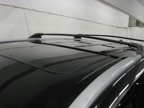 Certified 2023 Toyota Highlander XLE image 24