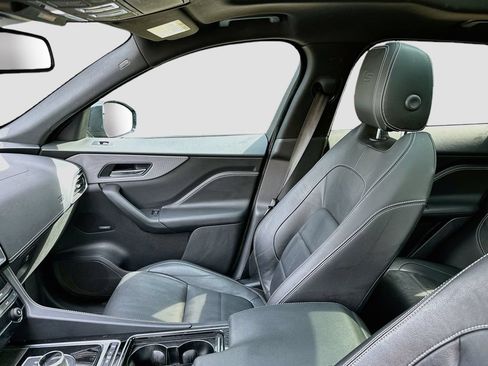 Used 2018 Jaguar F-PACE S AWD/4WD image 23