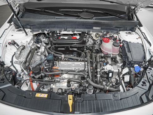 Certified 2023 Mercedes-Benz EQB 300 4MATIC w/ Exclusive Package image 3