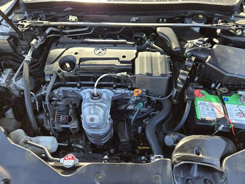 Used 2015 Acura TLX Base image 39