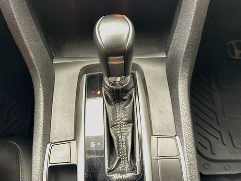 Used 2020 Honda Civic Sport image 23