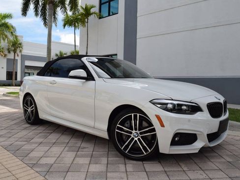Used 2021 BMW 230i xDrive Convertible AWD/4WD image 4