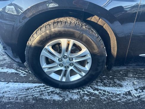 Used 2020 Buick Enclave Essence image 22