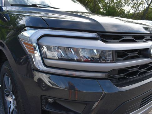 Used 2022 Ford Expedition XLT RWD image 42
