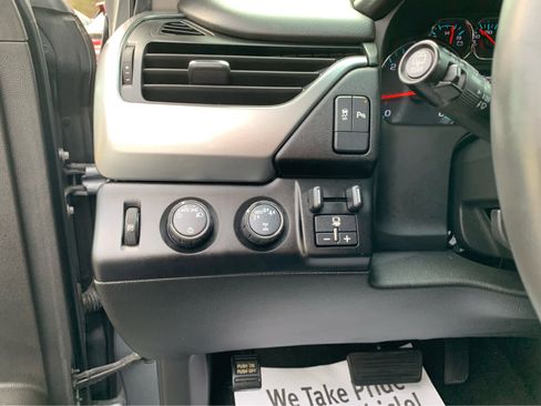 Used 2018 Chevrolet Tahoe LS w/ All-Season Package image 13