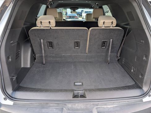 Used 2024 Chevrolet Traverse LS w/ Safety Package FWD image 37