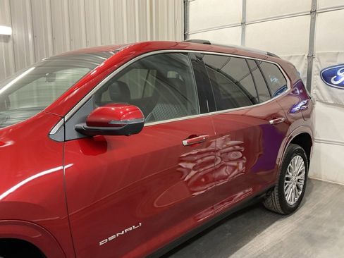 Used 2025 GMC Acadia Denali w/ Super Cruise Package image 5