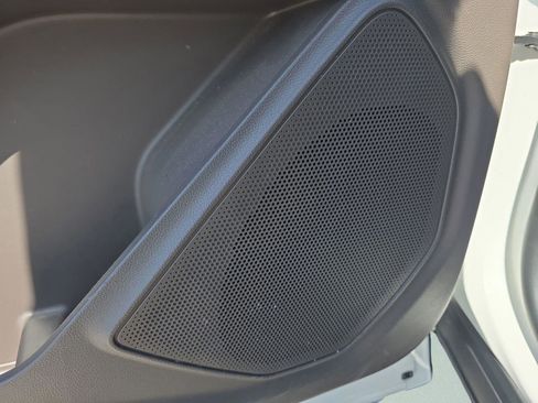 Used 2020 Ford Explorer Platinum w/ Premium Technology Package image 20