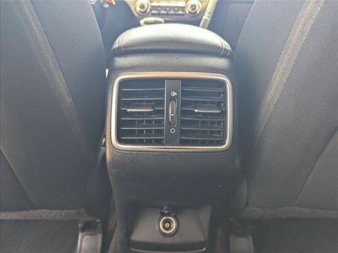 Used 2019 Kia Sportage LX FWD image 16