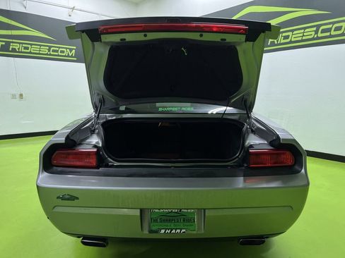 Used 2011 Dodge Challenger RWD image 9
