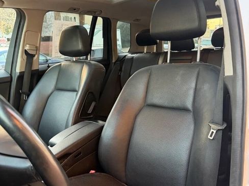 Used 2012 Mercedes-Benz GLK 350 GLK 350 4dr SUV w/ Premium 1 Pkg image 12