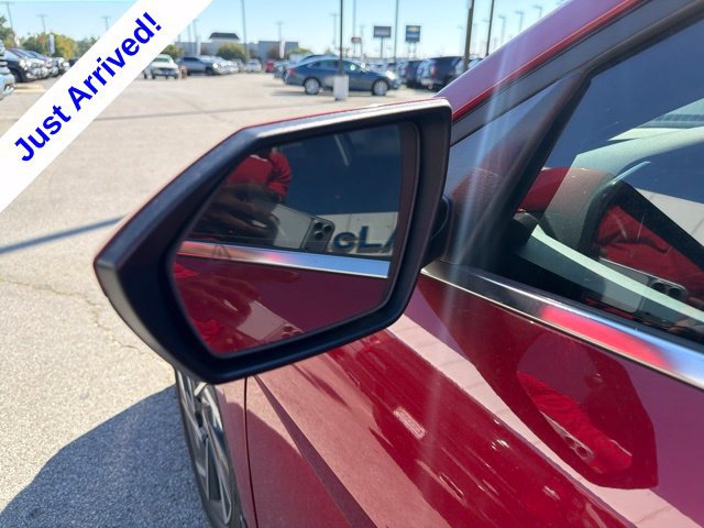 Used 2025 Hyundai Elantra SEL FWD image 11