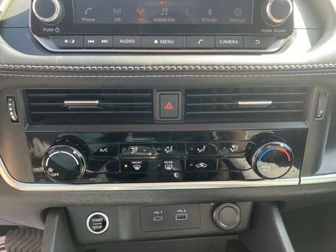 Used 2021 Nissan Rogue S AWD/4WD image 23