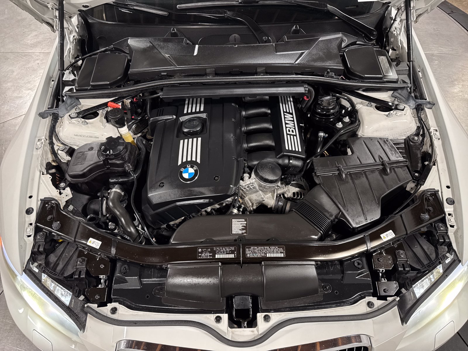 Used 2012 BMW 328i Coupe RWD image 24