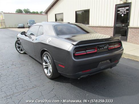 Used 2020 Dodge Challenger R/T image 6
