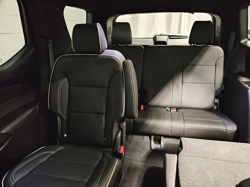 Certified 2022 Chevrolet Traverse Premier image 29