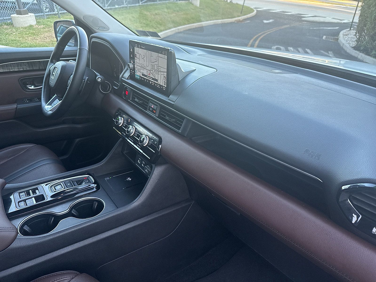 Used 2023 Honda Pilot Elite image 41