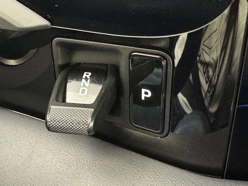 Used 2023 Porsche Taycan 4S w/ Performance Package image 24