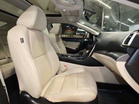 Used 2018 Nissan Maxima 3.5 SL image 26