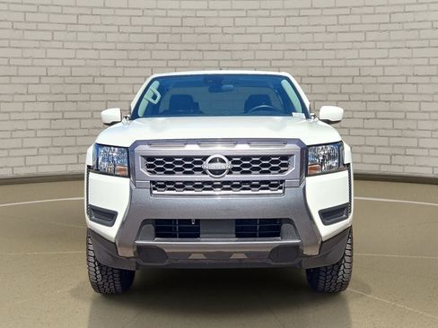 Certified 2025 Nissan Frontier SV RWD image 2