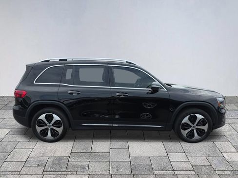 Used 2024 Mercedes-Benz GLB 250 image 8