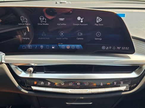 New 2026 Cadillac Lyriq Sport AWD/4WD image 28