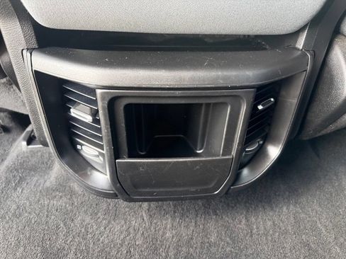 Used 2022 RAM 1500 Big Horn AWD/4WD image 39