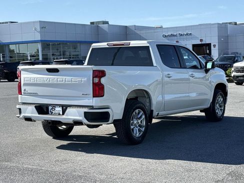 Used 2024 Chevrolet Silverado 1500 RST w/ Z71 Off-Road Package AWD/4WD image 25