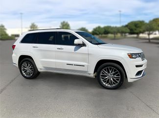 Used 2017 Jeep Grand Cherokee Summit image 1