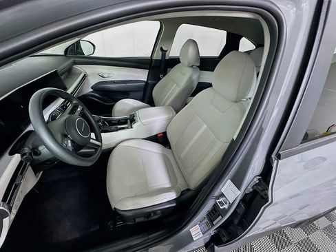 Used 2025 Hyundai Tucson SEL FWD image 13