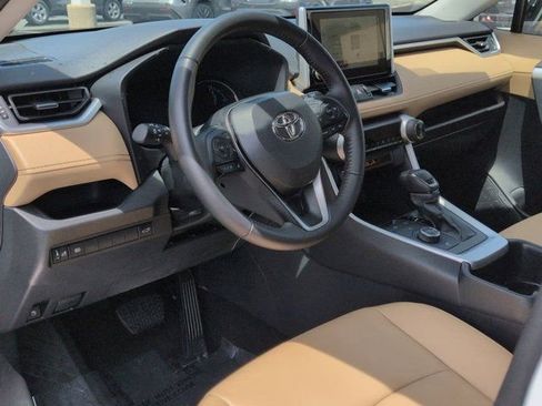 Certified 2025 Toyota RAV4 XLE Premium AWD/4WD image 9