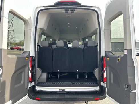 Used 2024 Ford Transit 350 XLT RWD image 19