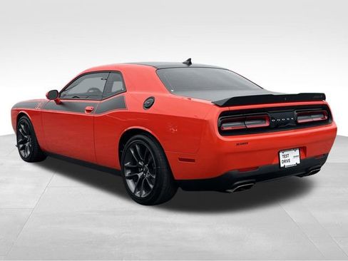 Used 2023 Dodge Challenger R/T w/ T/A Package image 5