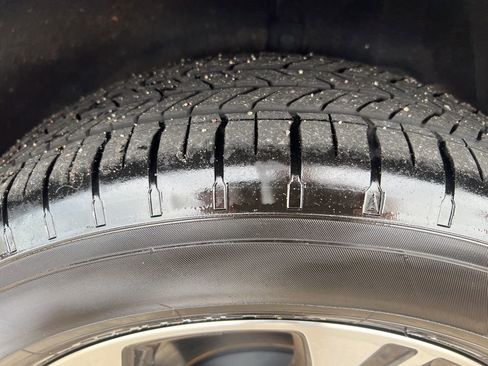 Used 2024 Subaru Crosstrek 2.0i Premium image 44