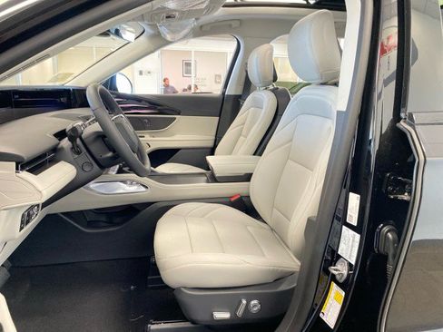 New 2026 Lincoln Nautilus Premier w/ Equipment Group 102A AWD/4WD image 15