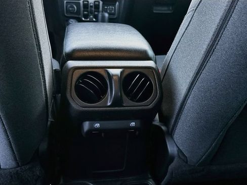 Used 2024 Jeep Wrangler Unlimited Sport AWD/4WD image 26