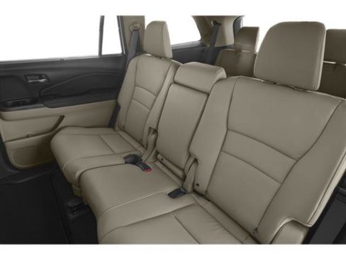 Used 2018 Honda Pilot Touring image 14