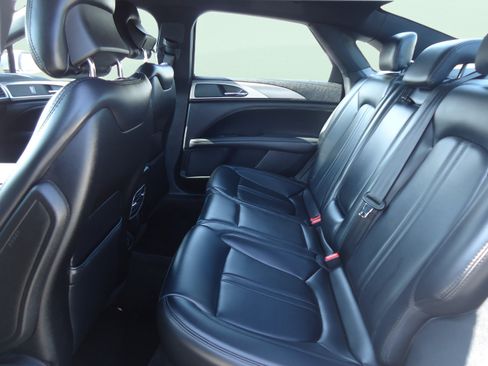 Used 2017 Lincoln MKZ Premiere FWD image 25