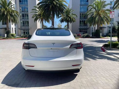 Used 2022 Tesla Model 3 Long Range image 8