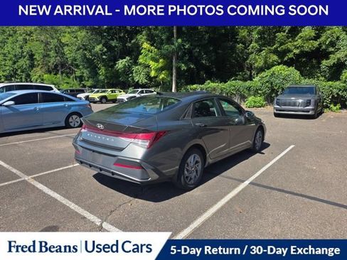 Certified 2024 Hyundai Elantra SEL FWD image 7