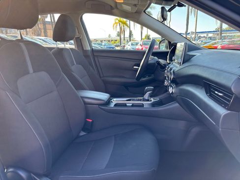Used 2025 Nissan Sentra SV FWD image 34