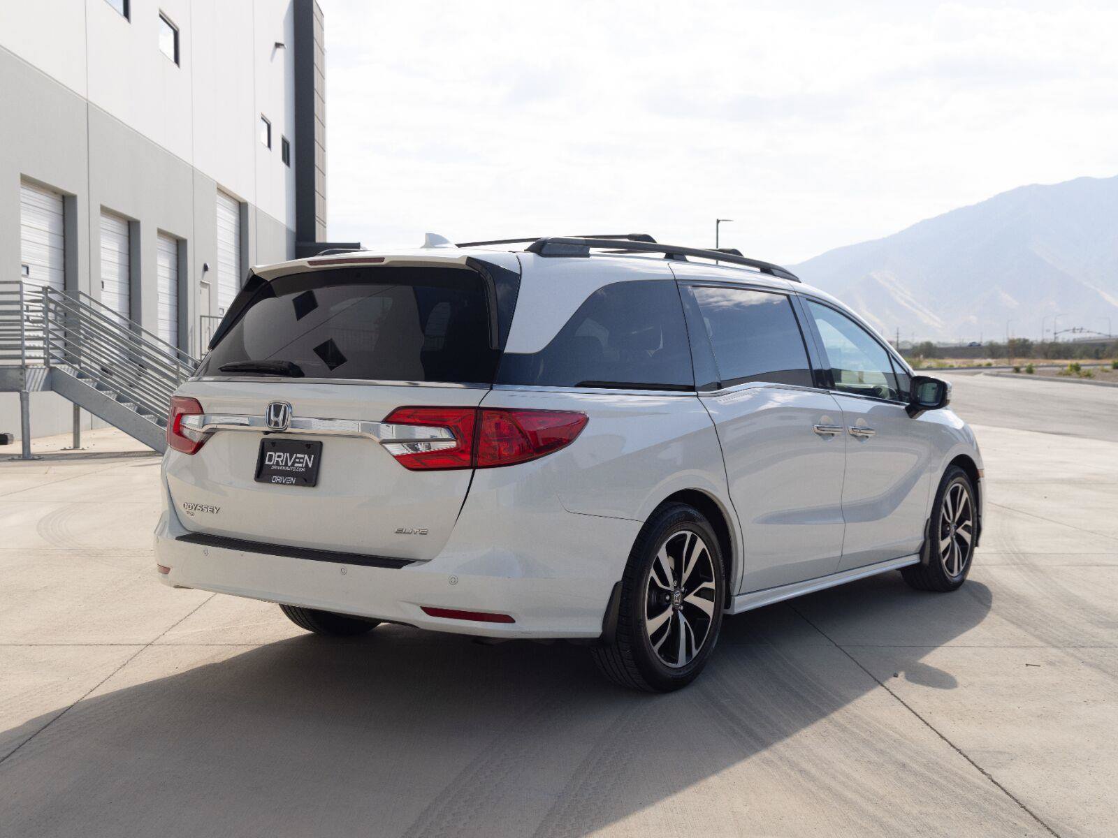 Used 2019 Honda Odyssey Elite image 10