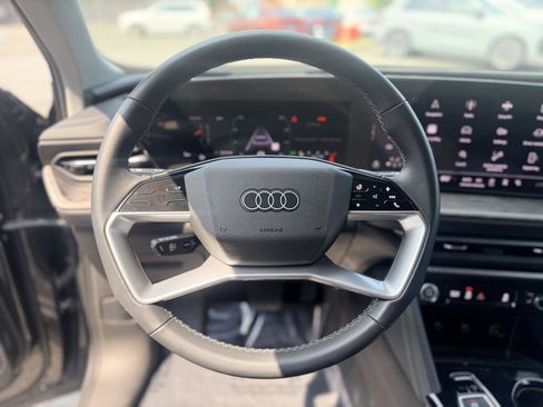 Used 2025 Audi Q5 Prestige AWD/4WD image 29
