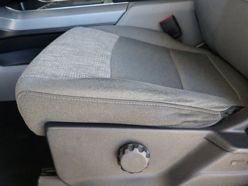 Used 2022 Ford F150 XLT w/ XTR Package image 16