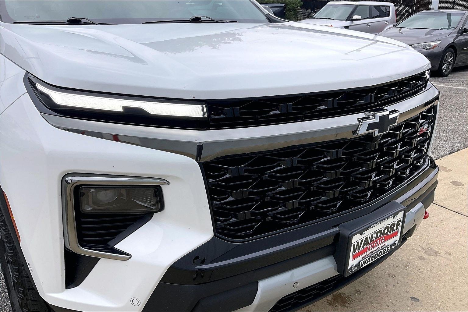 Used 2024 Chevrolet Traverse Z71 w/ Enhanced Driving Package AWD/4WD image 35